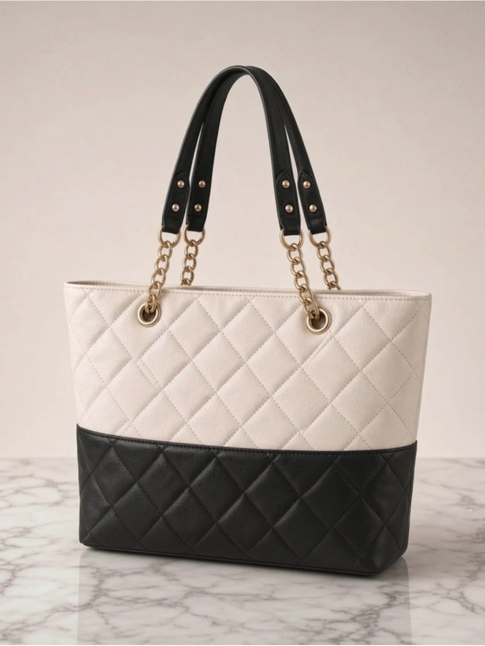 Two-Tone Quilted Tote Bag in Cream and Black